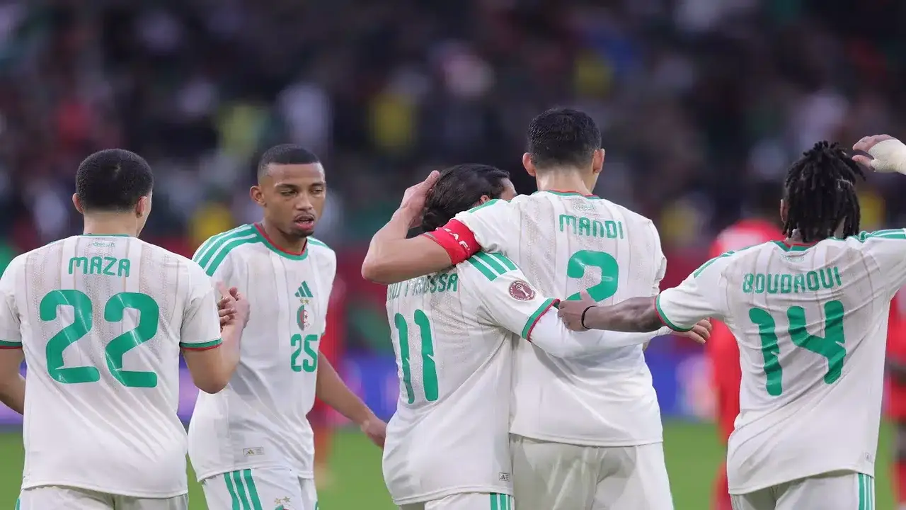 عيسى ماندي يثير الشكوك حول مشاركته مع الجزائر في كأس العالم 2026